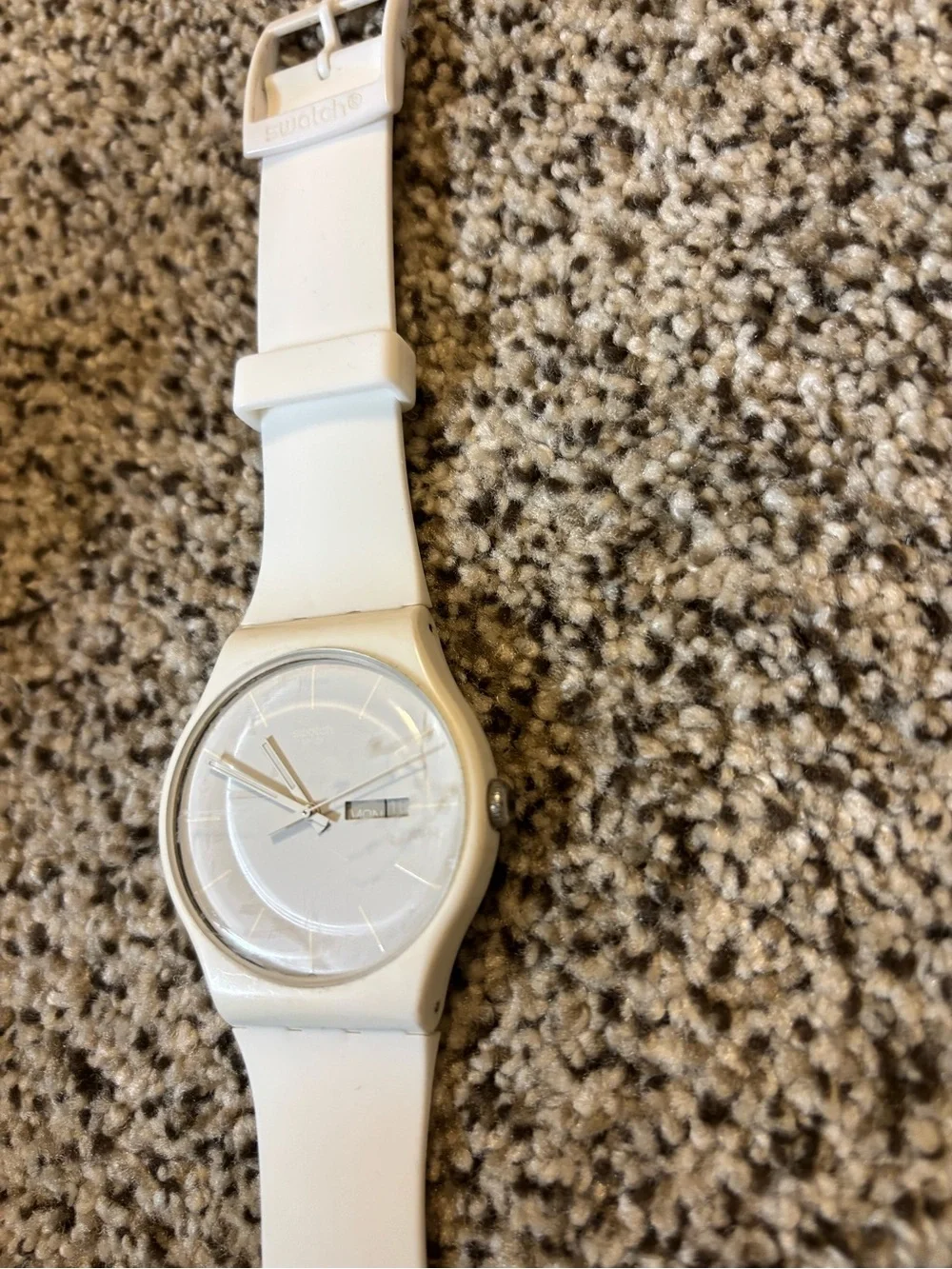Swatch White Silicone Analog Wristwatch